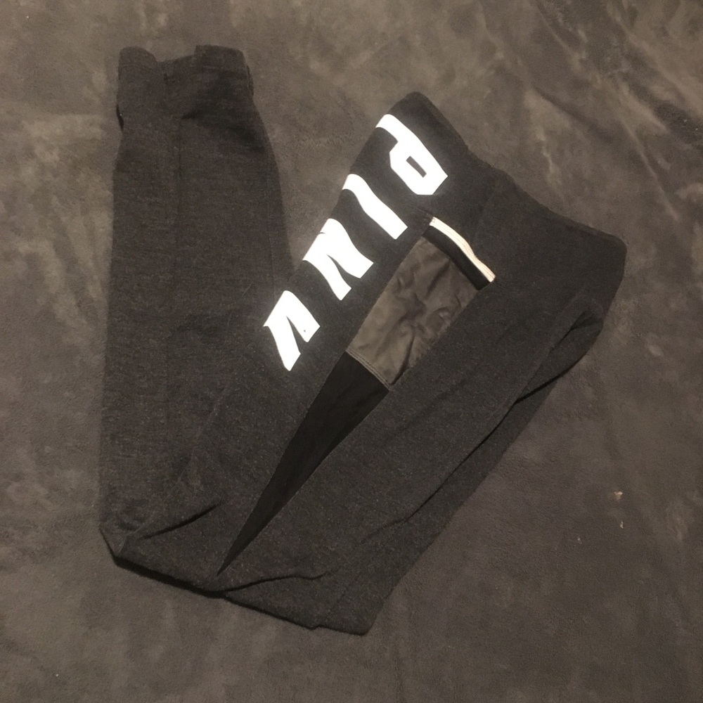 Womens PINK leggings. Black and Gray.
